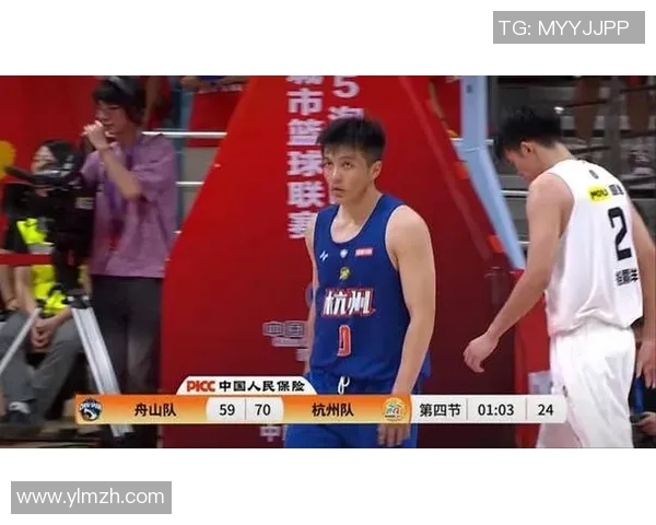 杭州篮球队以53分领跑奥运会积分榜展现强大实力与团队合作精神