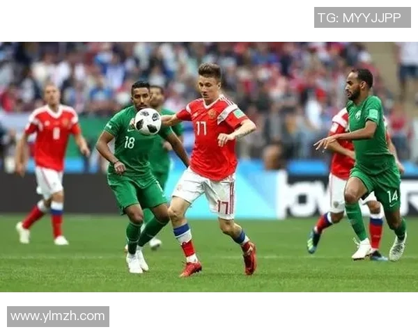 男明星追求足球明星的浪漫故事揭秘与背后的情感纠葛分析